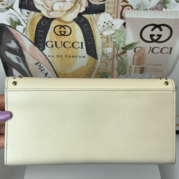 Salvatore Ferragamo Studded Bow Leather Continental Wallet 🤩 - Picture 15 of 17